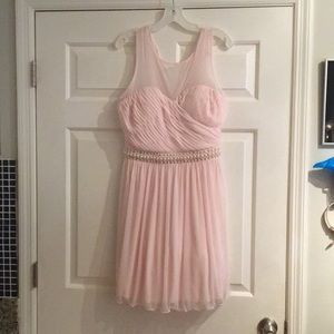 Bridesmaid Speeckless pink dress